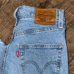 Levi's ribcage straight size 26
